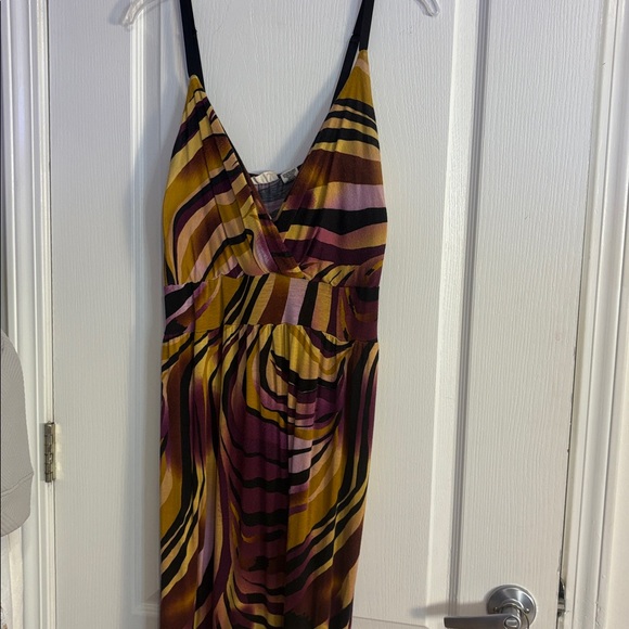 Maxi - Picture 1 of 1